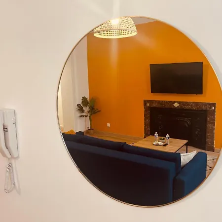 L'esquisse Cambrésien Au Cœur De *