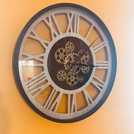 L'esquisse Cambrésien Au Cœur De *